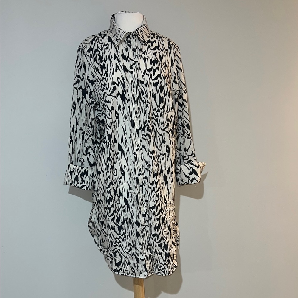 Black and White Patterned Women's Dress